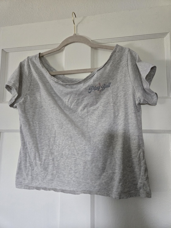 Hollister Tops - Hollister Light Heather Gray Tee with Subtle Logo And Teddy Bear On Back